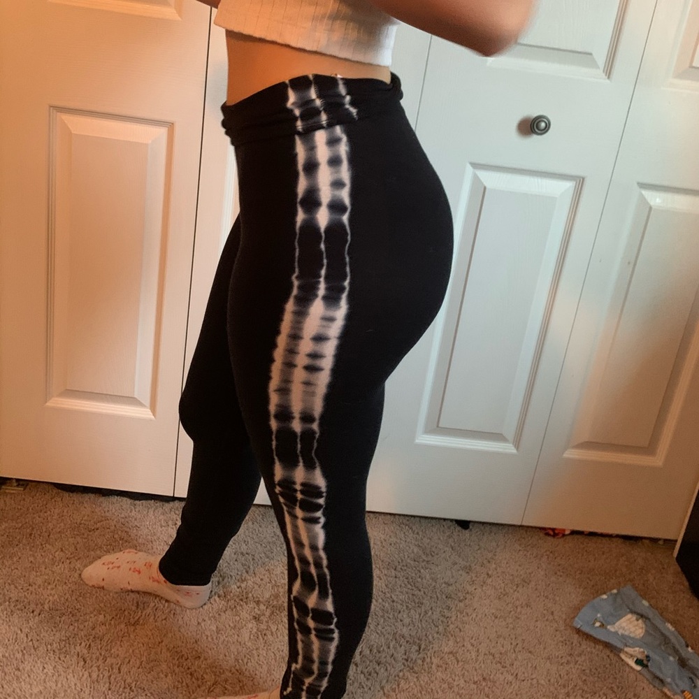 2/$5 Leggings